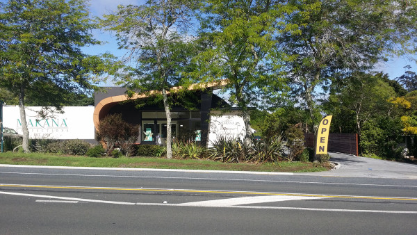 Makana Chocolate Factory