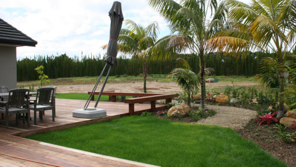 decking and landscaping at quail ridge